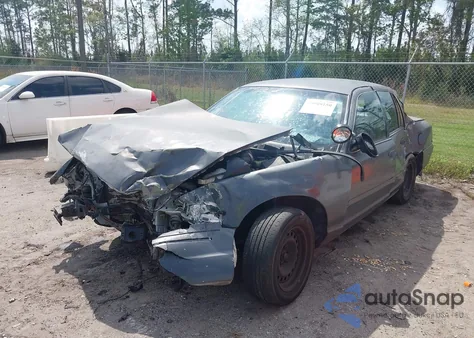 2001 Ford Crown Victoria Police Interceptor from USA, damaged, VIN 2FAFP71W71X143506
